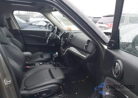 2017 Mini Countryman Cooper S из США, поврежденный, VIN WMZYT3C32H3B66468